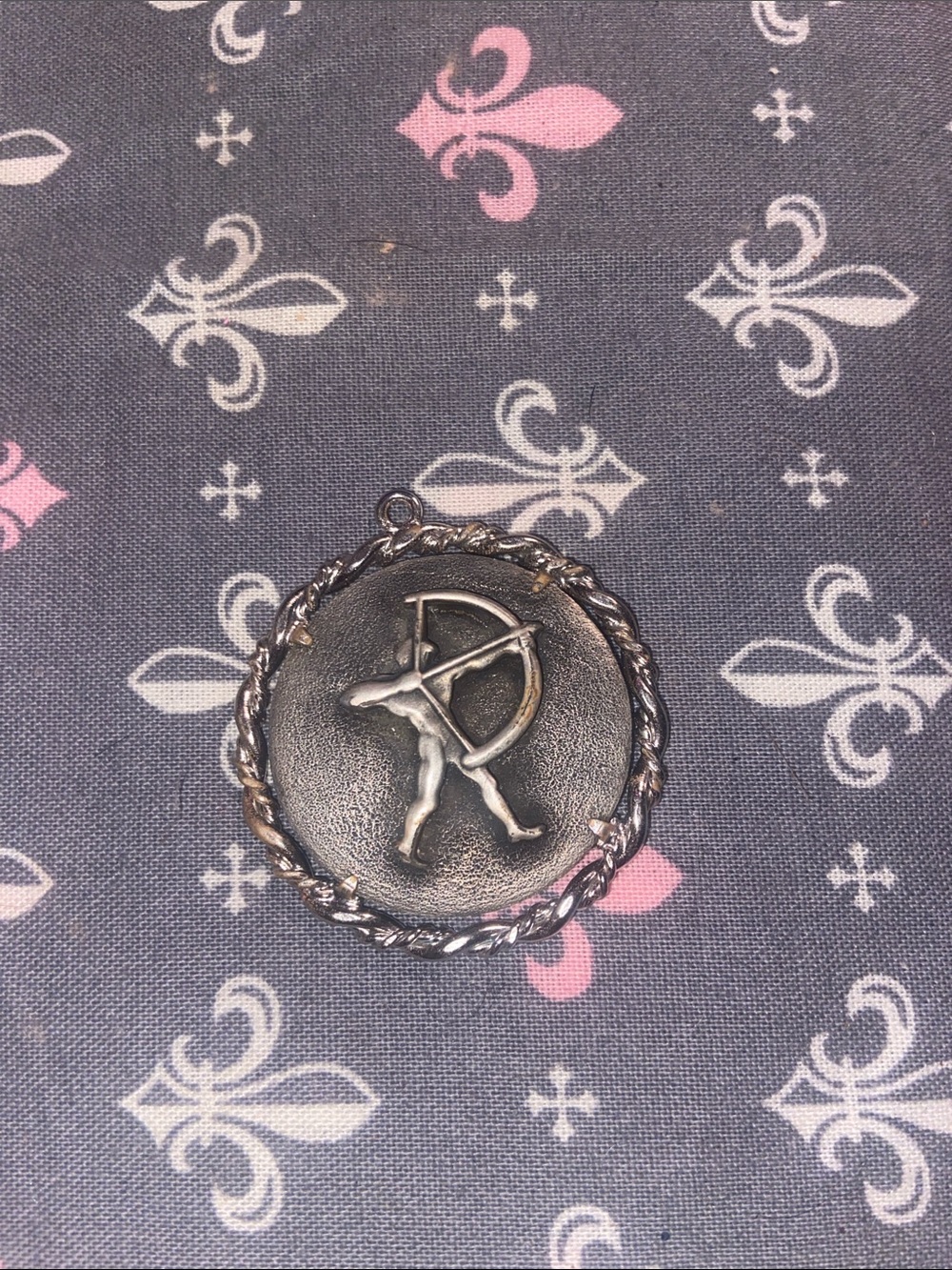 Round Archer Medallion Pendant in Silver Tone